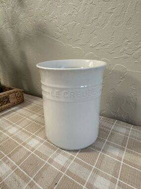 Le Creuset White Ceramic Utensil Crock